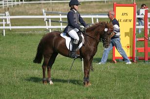 victoria_racinglady_143_4381w.jpg