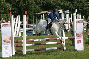 caroline_engelundsmissindian_142_4285w.jpg