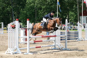 rebecka_bridie_0614.jpg