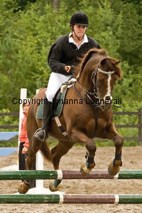 hagasmemorydancer_hoppning_8995-3.jpg