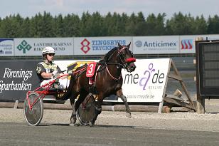 gottelina_joakim_135_3540w.jpg