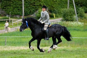 burhultsblackcommence_7862-2.jpg
